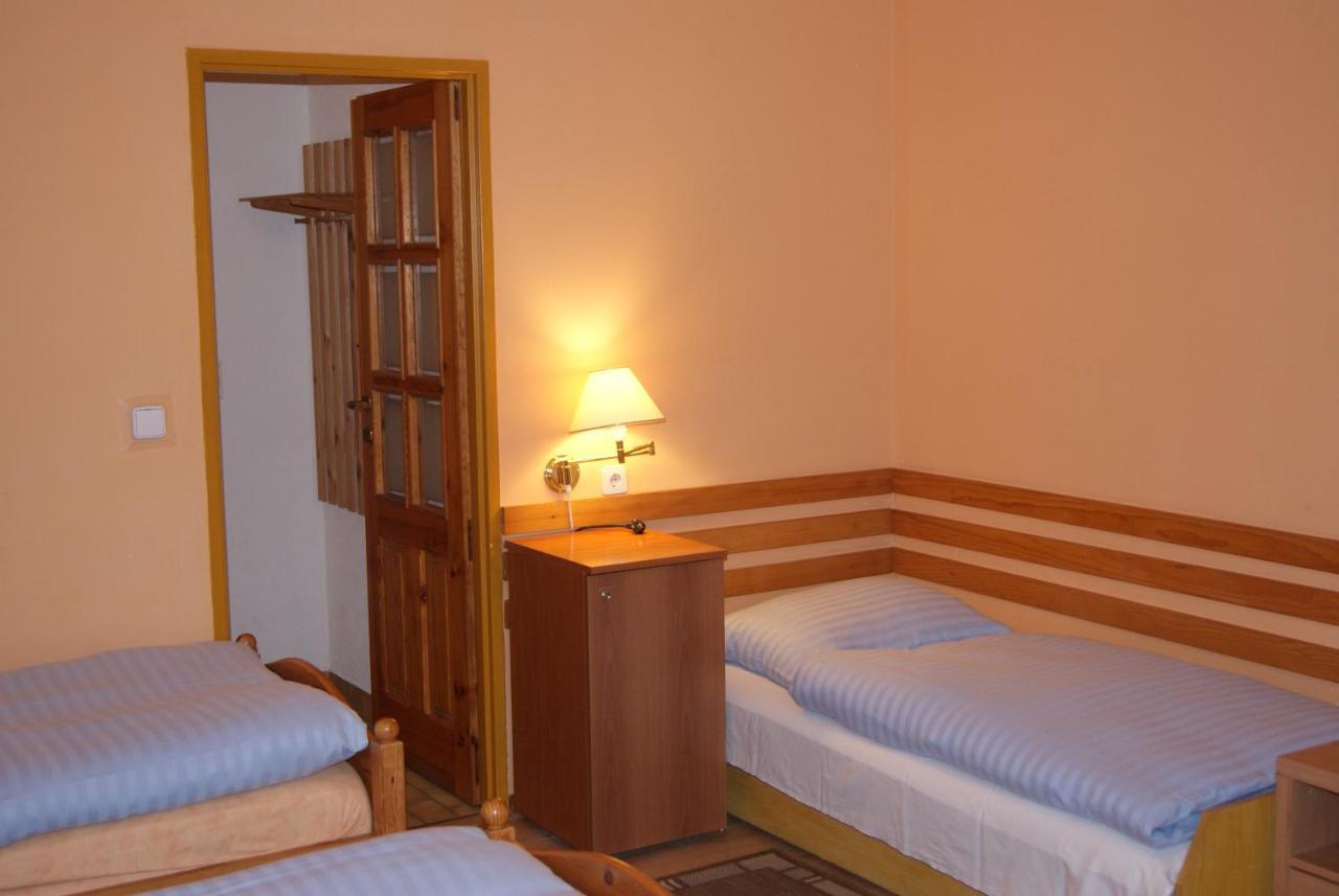Hotel Alga Ustka Buitenkant foto