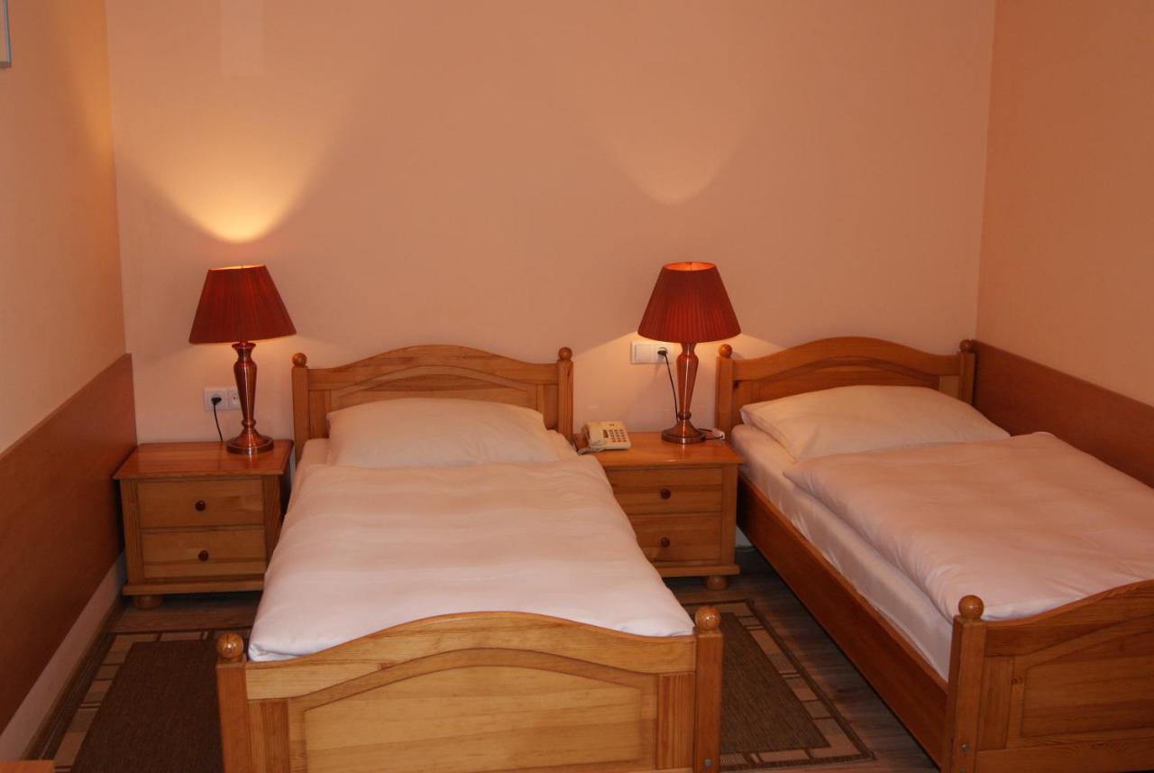 Hotel Alga Ustka Buitenkant foto