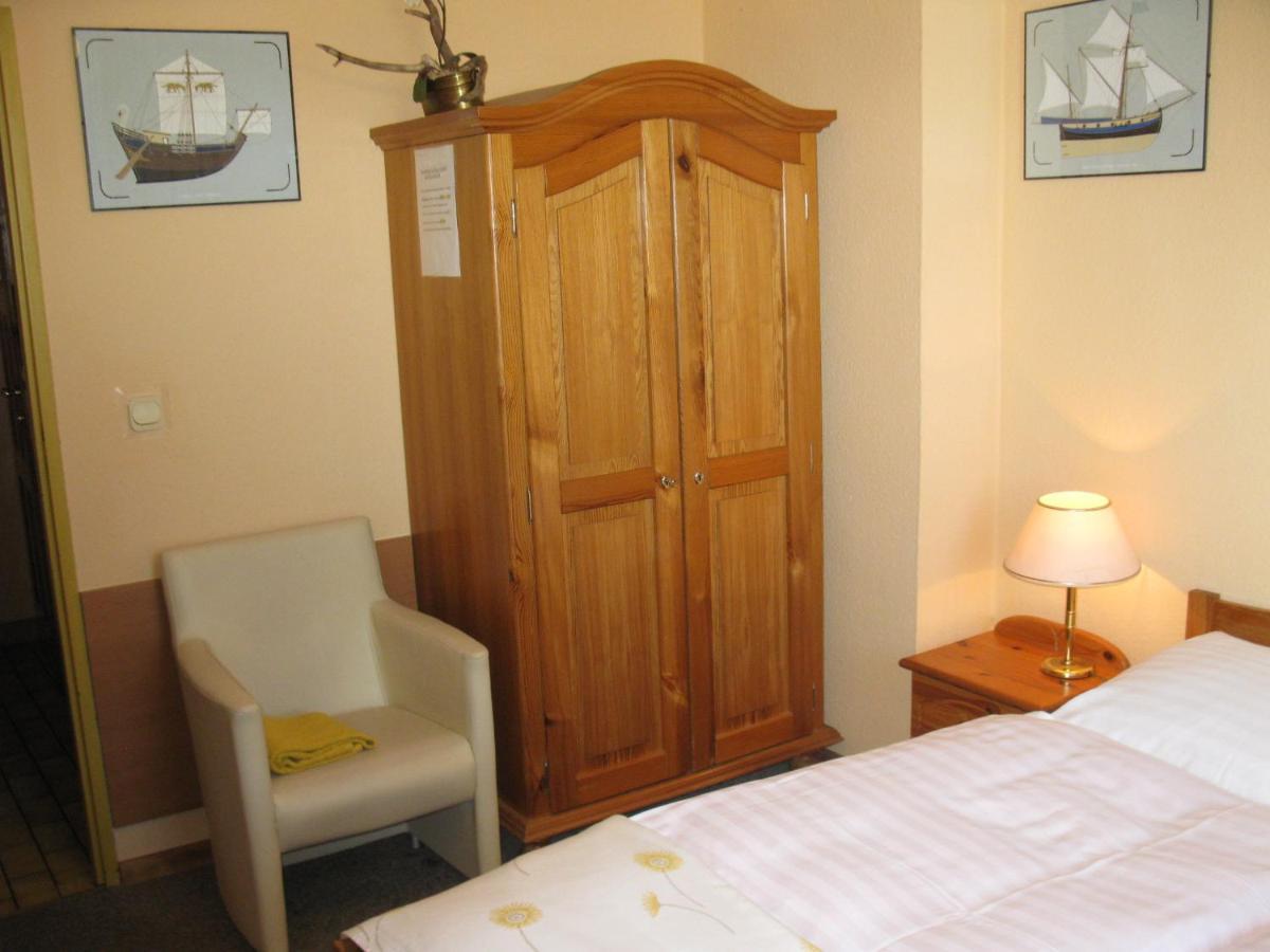 Hotel Alga Ustka Buitenkant foto