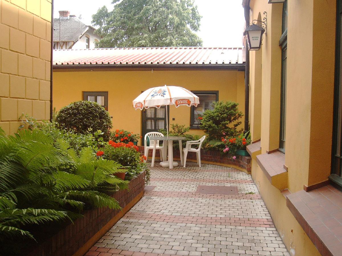 Hotel Alga Ustka Buitenkant foto